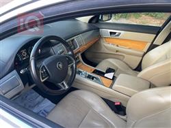 جاگوار XF